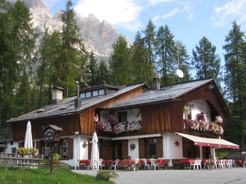 Dolomites Restaurant Dolomites Restaurant